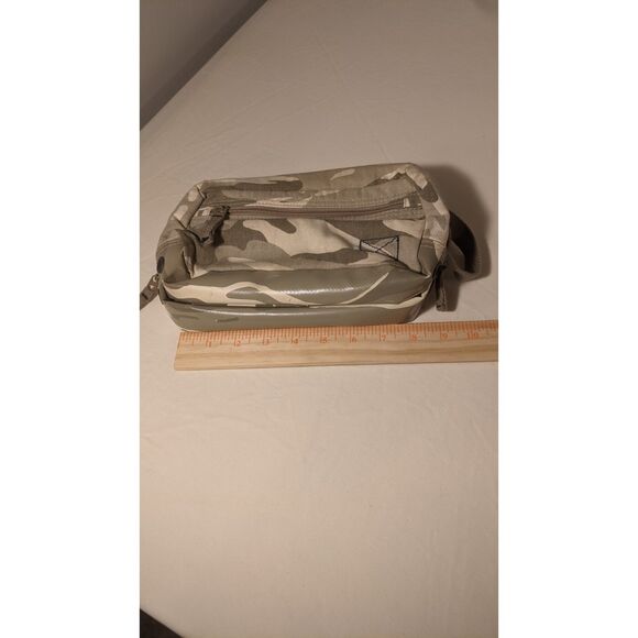 GAP Kids camo belt bag - Picture 1 of 8